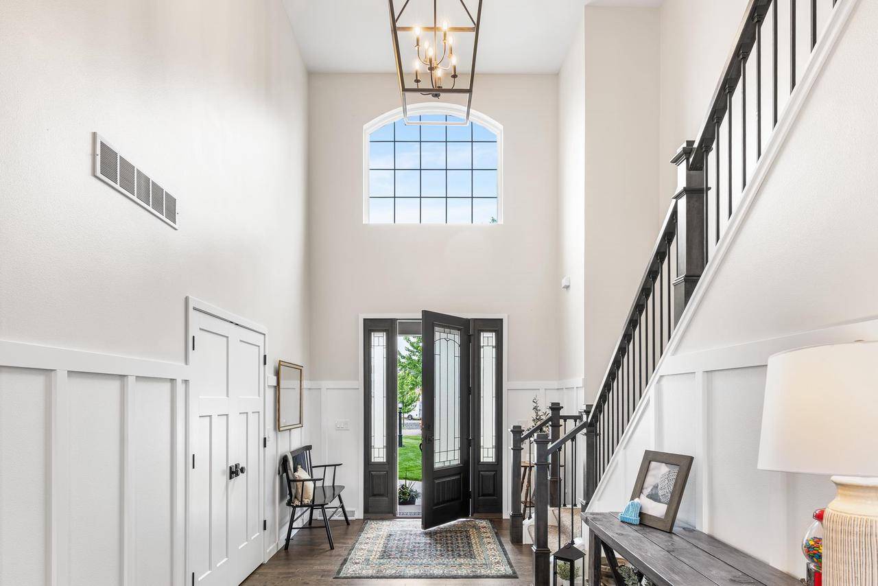 Plover, WI 54467,650 WEST SILVERLEAF COURT