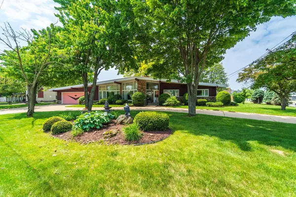 1006 MAIN STREET, Mosinee, WI 54455