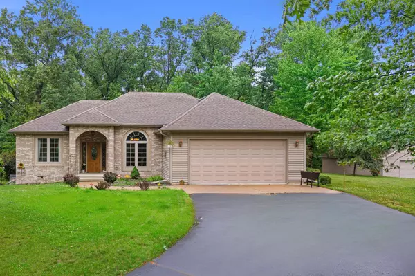 10275 YELLOW BRICK ROAD, Amherst, WI 54406