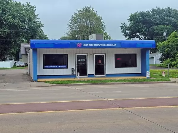 907 S CENTRAL AVENUE, Marshfield, WI 54449