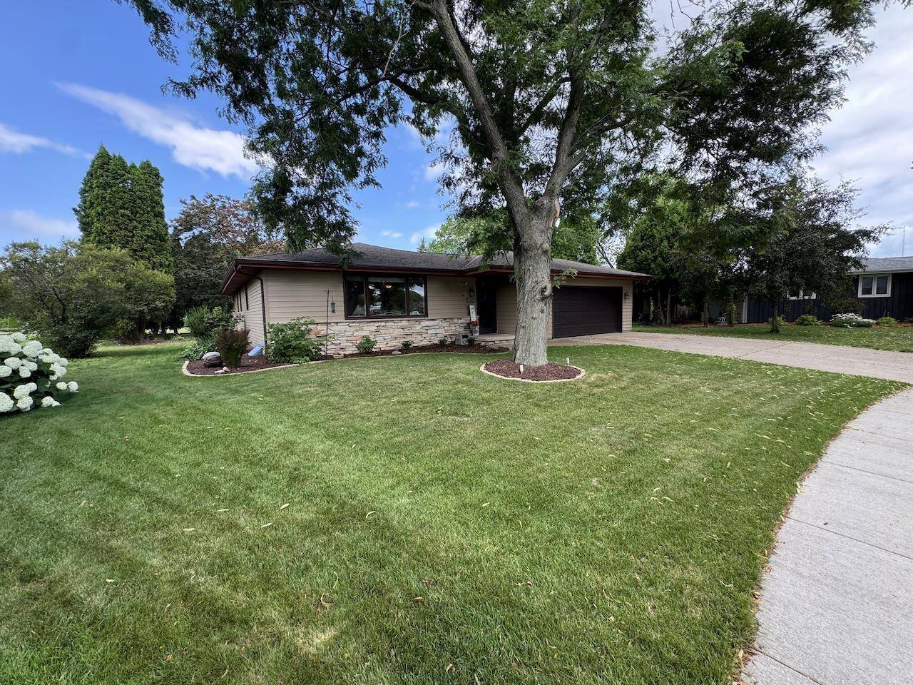 1201 S BUCHANAN STREET, Appleton, WI 54915
