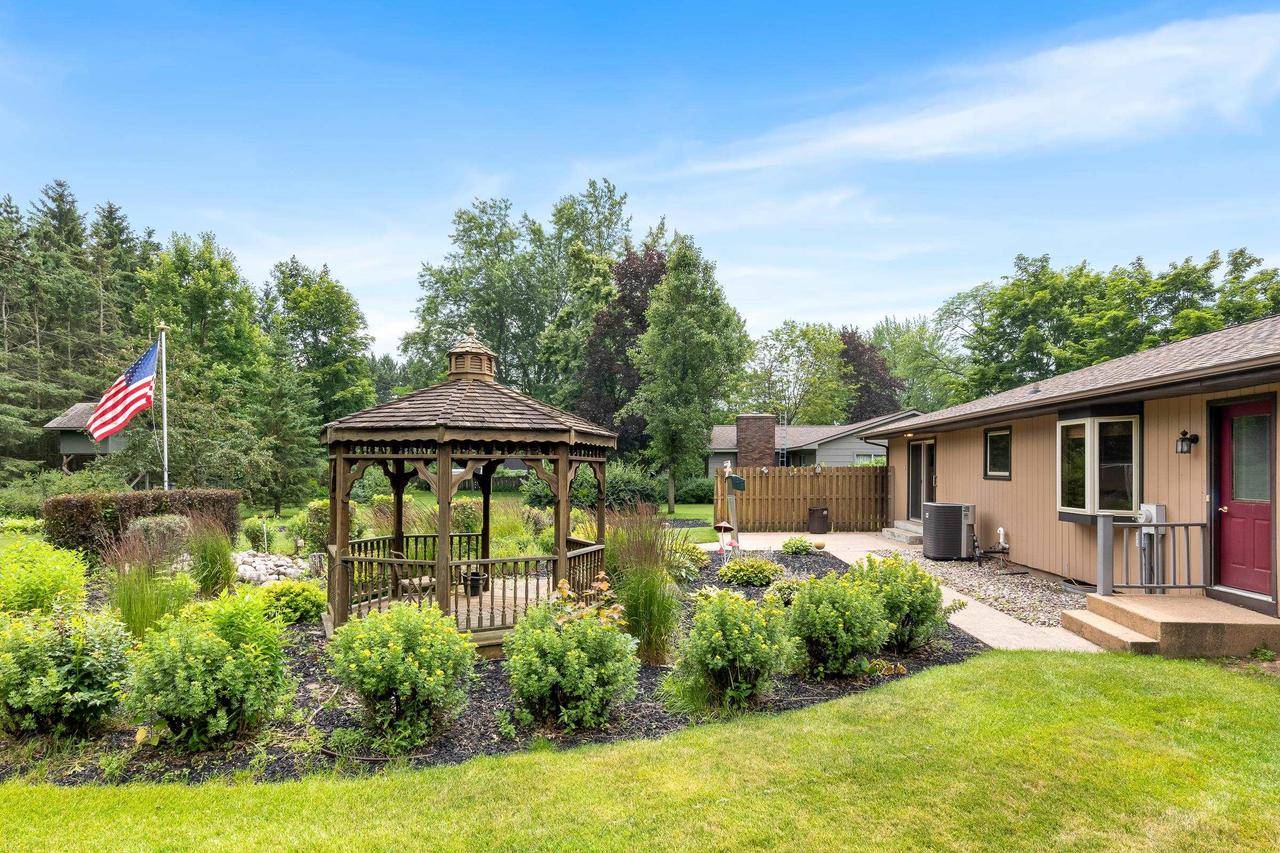 Plover, WI 54467,2320 WASHINGTON AVENUE