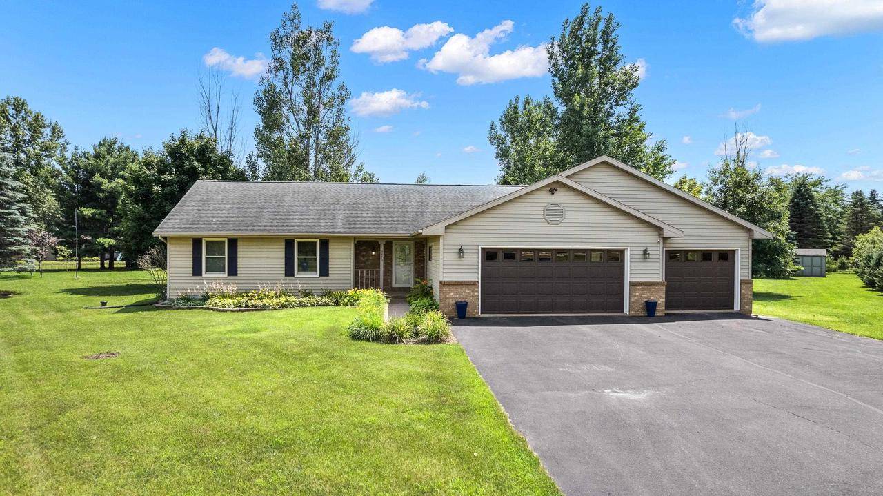 5570 CRESCENT VIEW DRIVE, Stevens Point, WI 54482