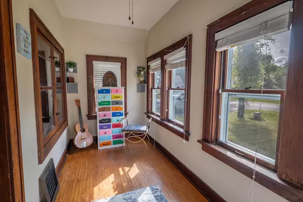 Marshfield, WI 54449,1209 S CHESTNUT AVENUE