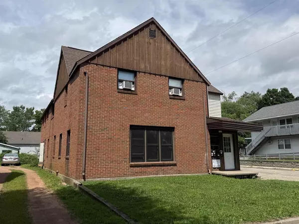 Stevens Point, WI 54481,1532 COLLEGE AVENUE #1101/1101A Rogers St