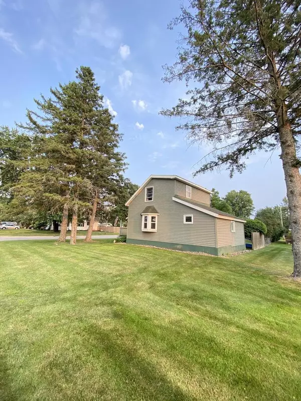 Merrill, WI 54452,108 N OREGON STREET