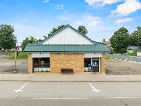 329 N MAIN STREET #333 N Main Street, Loyal, WI 54446