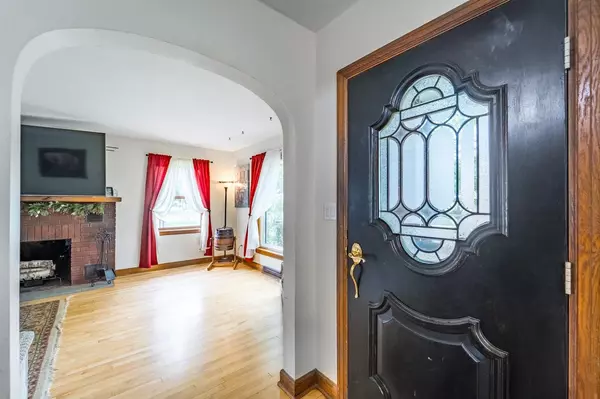 Mosinee, WI 54455,712 8TH STREET