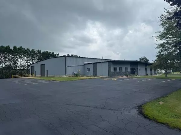 Weston, WI 54476,5906 PRAIRIE STREET