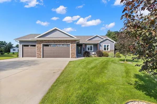 520 SILVERLEAF COURT, Plover, WI 54467