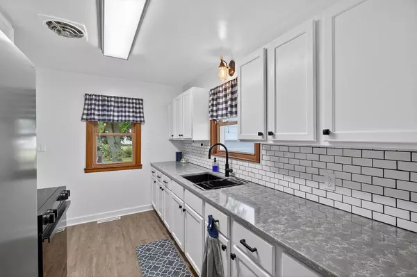 Nekoosa, WI 54457,825 1ST STREET