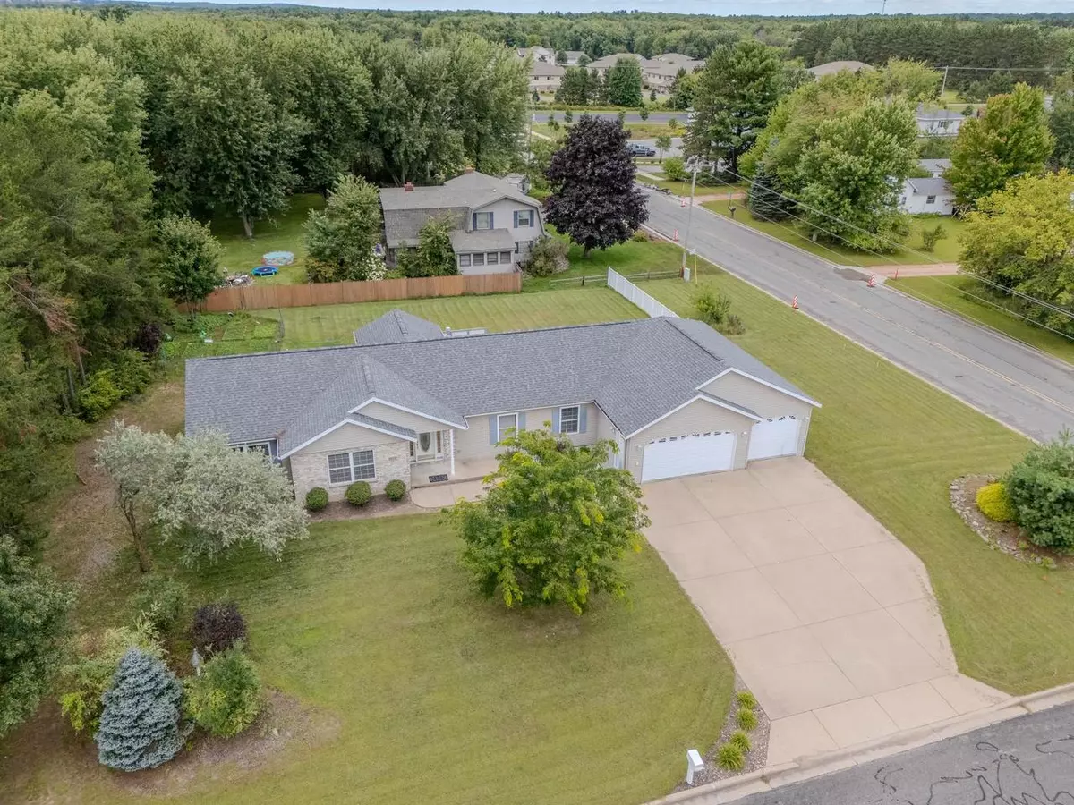 Weston, WI 54476,6810 LORA LEE LANE