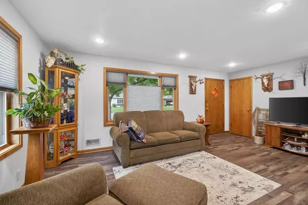 Stevens Point, WI 54481,800 INDIANA AVENUE