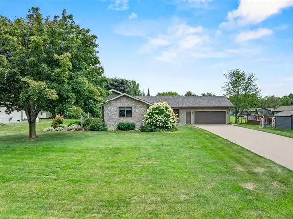 2502 E FILLMORE STREET, Marshfield, WI 54449