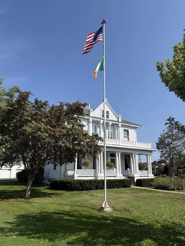 Antigo, WI 54409,116 5TH AVENUE