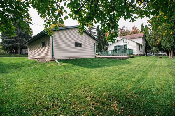 Neillsville, WI 54456,117 HEWETT STREET