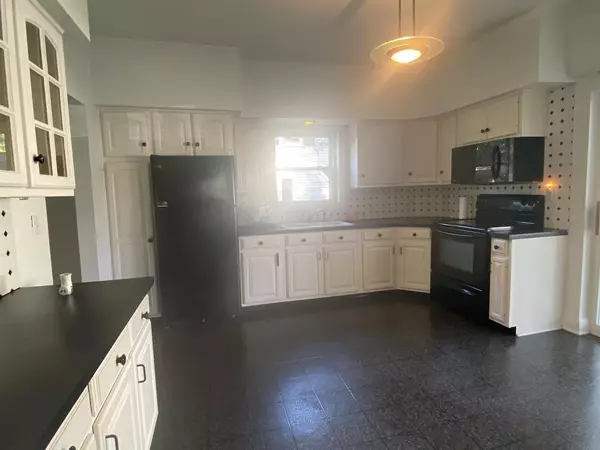 Wausau, WI 54401,427 N 6TH AVENUE