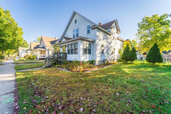 Wausau, WI 54401,917 S 6TH AVENUE