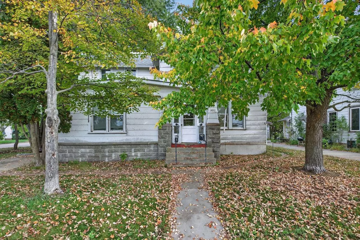Wisconsin Rapids, WI 54494,950 1ST STREET NORTH
