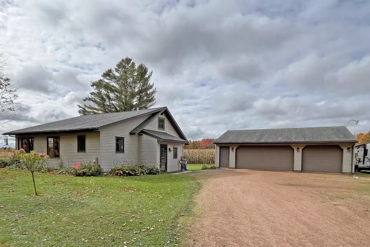 Aniwa, WI 54408,237528 SAWMILL ROAD