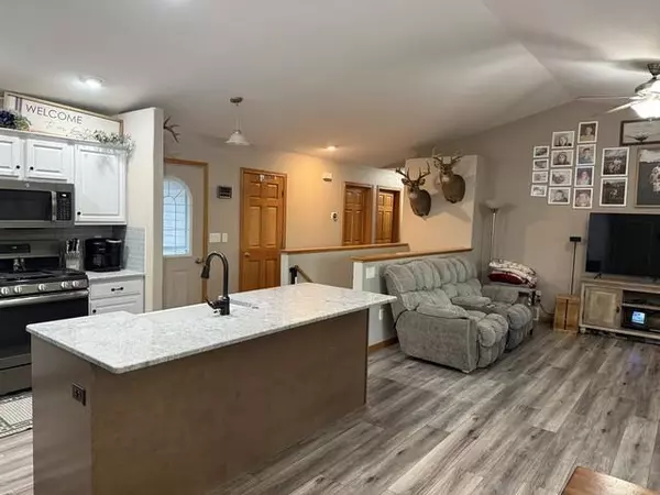 Mosinee, WI 54455,2126 SETTER DRIVE