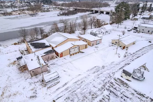 Merrill, WI 54452,121 N VALLEY STREET