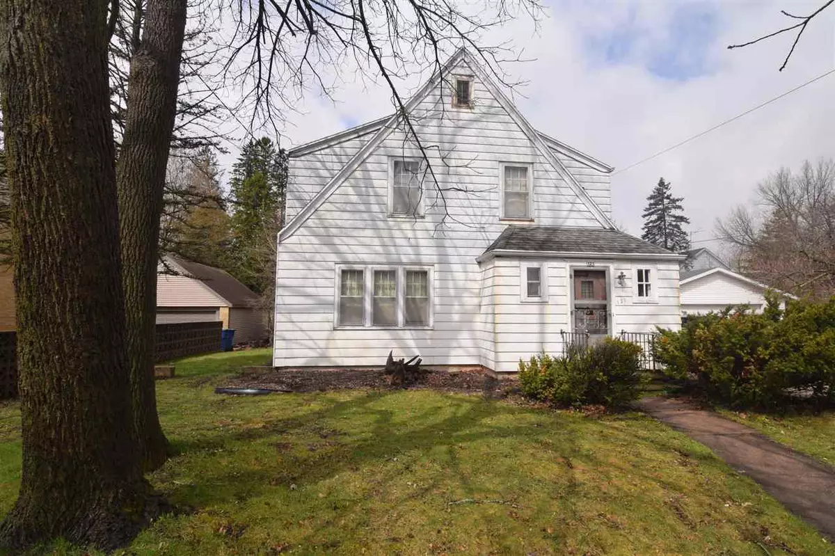 Clintonville, WI 54929,121 N CLINTON AVENUE