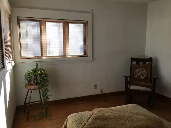 Clintonville, WI 54929,78 E 14TH STREET