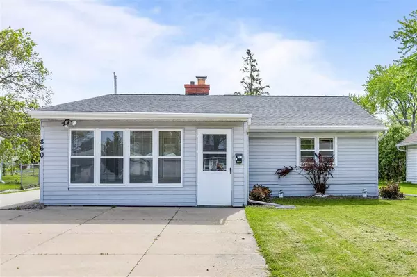 860 HUNT AVENUE, Neenah, WI 54956