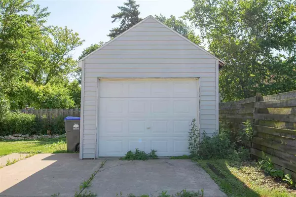 Neenah, WI 54956,309 3RD STREET