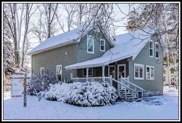 421 E PINE STREET, New London, WI 54961