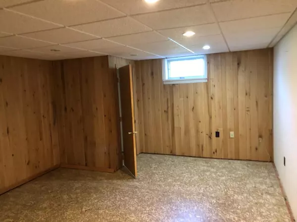 Winneconne, WI 54986,741 OAK STREET