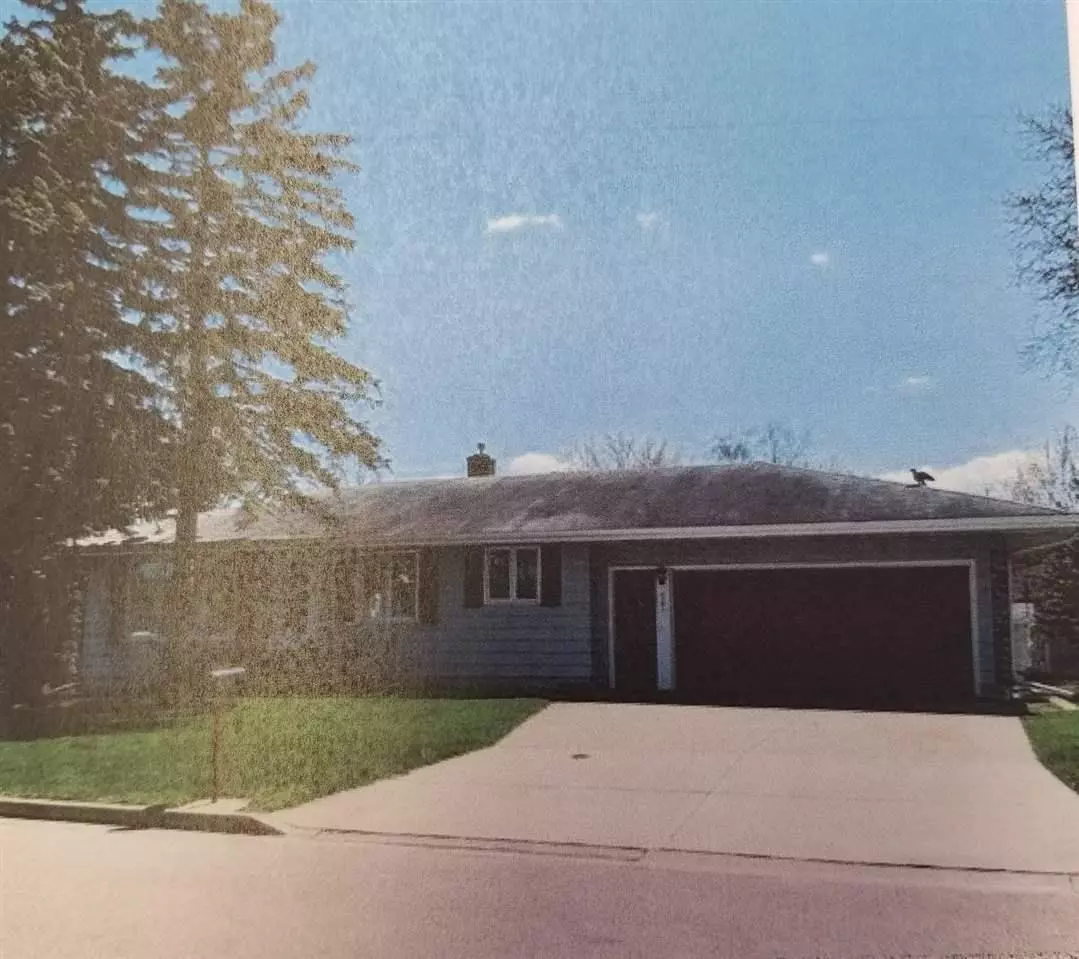 Winneconne, WI 54986,741 OAK STREET