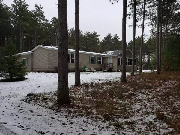 E2665 TILLY LANE, Waupaca, WI 54981