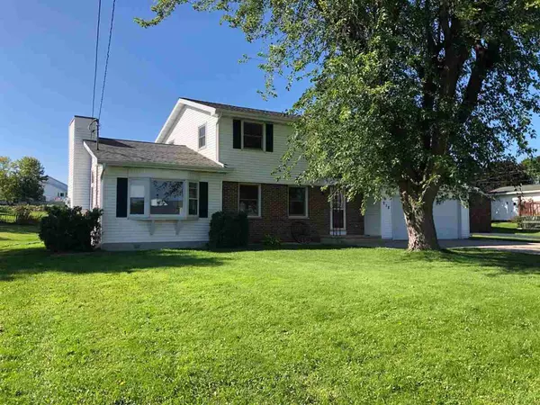 218 E WAUPUN STREET, Oakfield, WI 53065