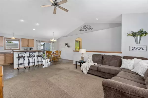 Menasha, WI 54952,1069 DURHAM LANE