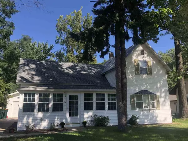 Waupaca, WI 54981,515 DEMAREST AVENUE