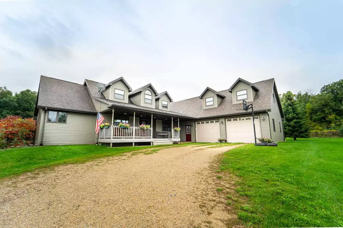 New London, WI 54961,N2243 HIGH RIDGE LANE