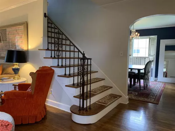 Neenah, WI 54956,613 ELM STREET