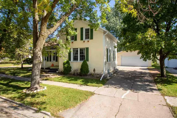 120 N WINNEBAGO STREET, De Pere, WI 54115