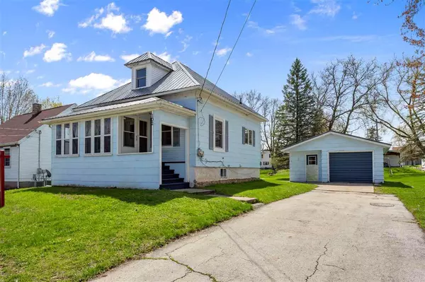 102 FALK STREET, Black Creek, WI 54106