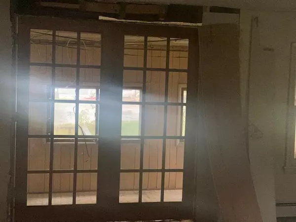 Hancock, WI 54943,124 N MAIN STREET