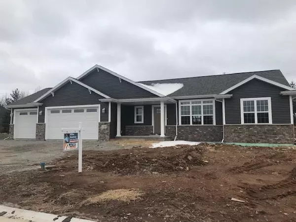 N1687 WATERLEFE DRIVE, Greenville, WI 54942