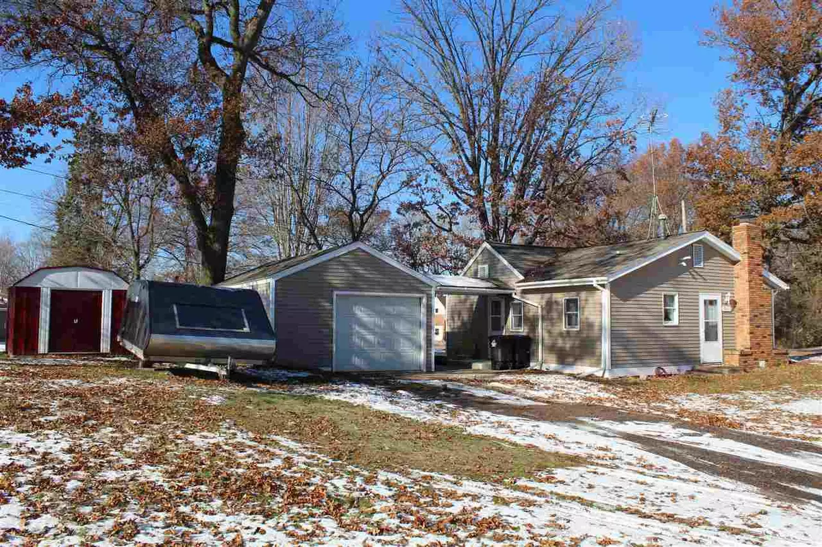 Shawano, WI 54166,905 S CLEVELAND STREET