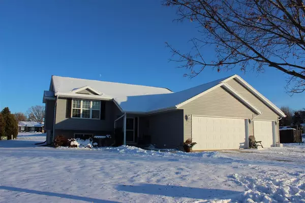 504 DOVE LANE, Oconto Falls, WI 54154