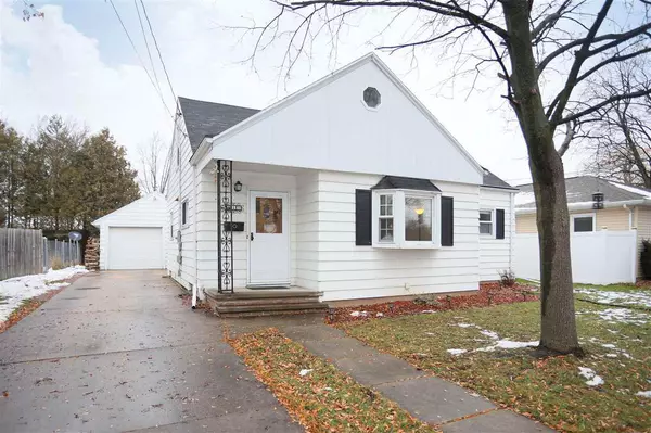 618 7TH STREET, Menasha, WI 54952