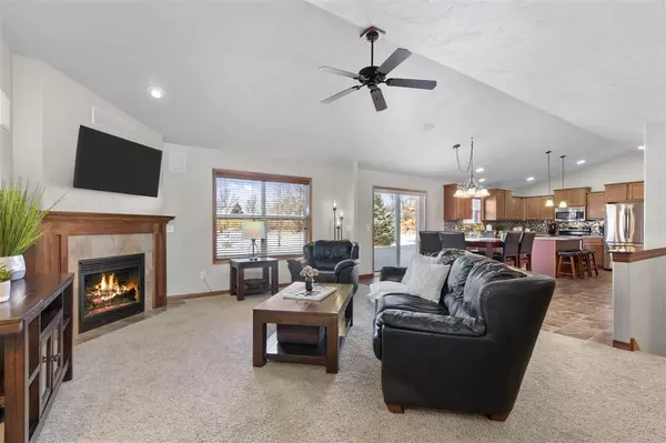 Greenville, WI 54942,N2369 HEAVENLY DRIVE