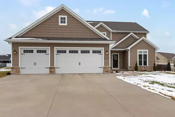 N1043 SUMMER BREEZE LANE, Greenville, WI 54942