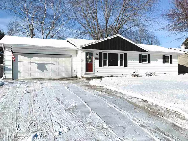 Neenah, WI 54956,1053 OXFORD COURT