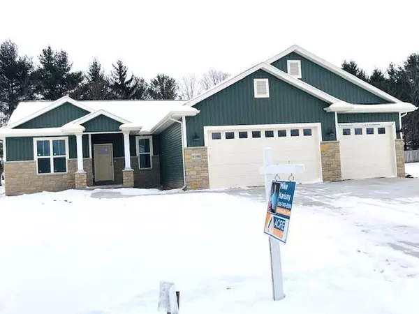 N1660 WATERLEFE DRIVE, Greenville, WI 54942